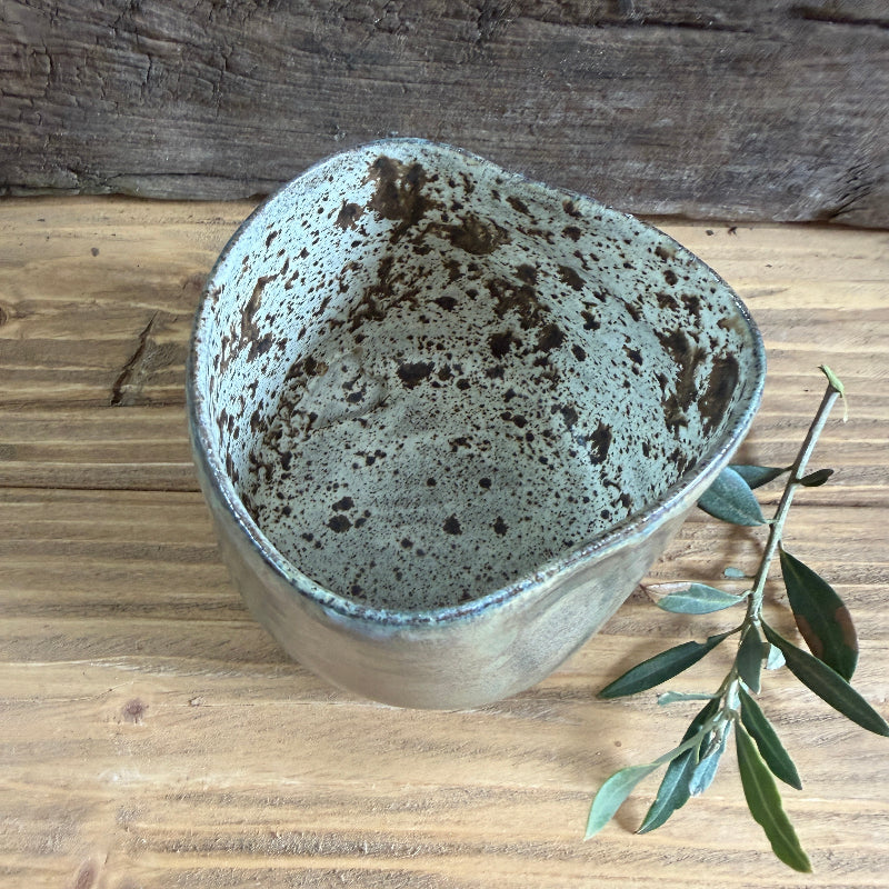 lækker grø kram kop med en kærlig hilsen i bunden