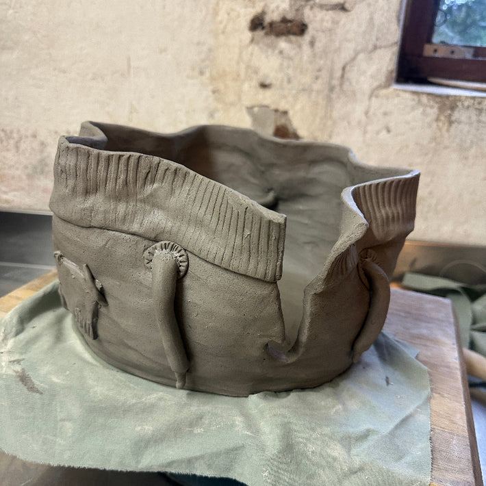 Strrikkepoen. Smuk og dekorativ håndlavet keramik til strikkeren